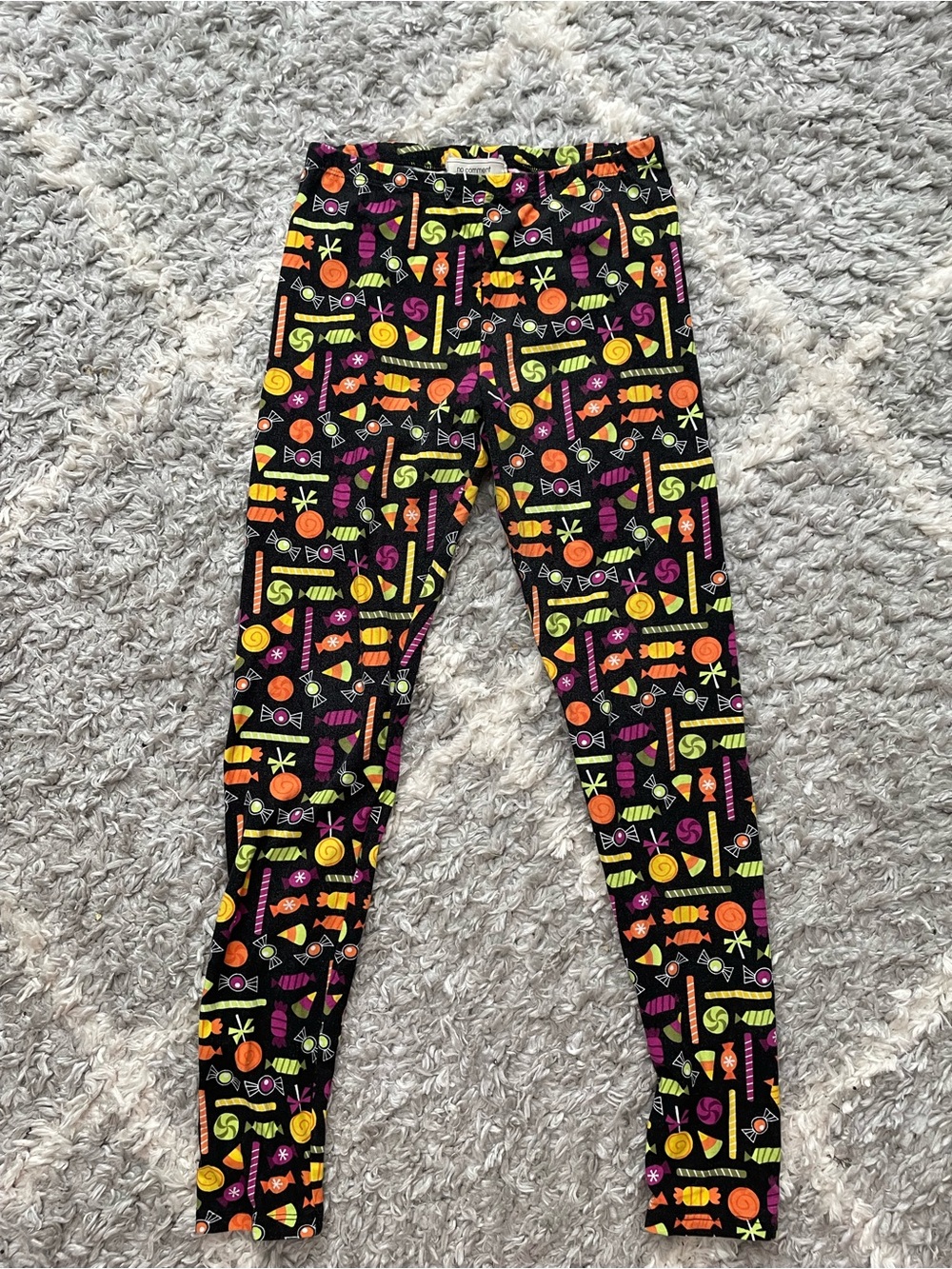 Women’s/Juniors Black Candy Print Leggings